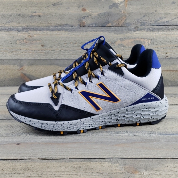 New Balance All Terrain Trail Running Hiking NEW - Picture 2 of 9